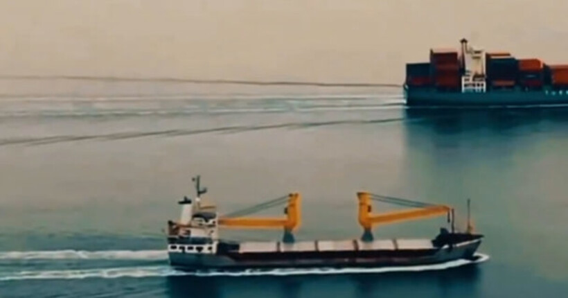 Поблизу Стамбулу два танкери подали сигнали тривоги: подробиці