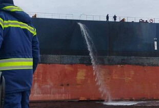 Росіяни вдарили дронами по цивільним суднам: фото наслідків