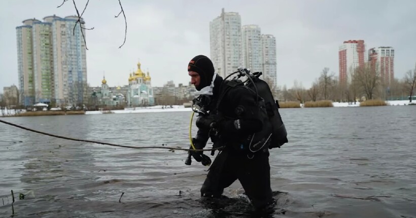 Російська ракета впала в озеро: екологи перевіряють Тельбін в Києві