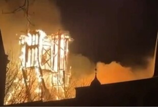 В Амстердамі в новорічну ніч сталась пожежа у 154-річному соборі (відео)
