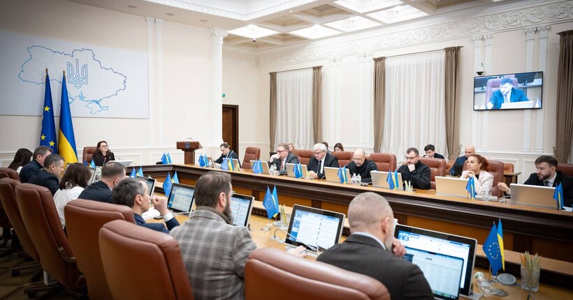 Медики прифронтових регіонів зможуть отримати службове житло в містах - Свириденко