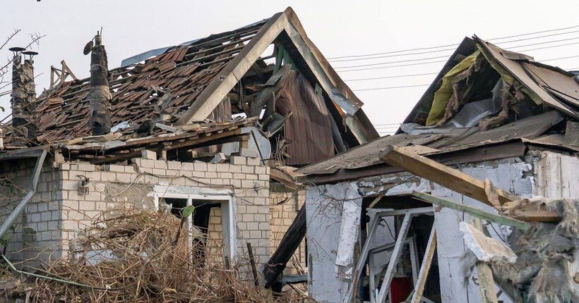 Російські обстріли за добу: загиблі на Херсонщині, сотні ударів по Запоріжжю і знеструмлення