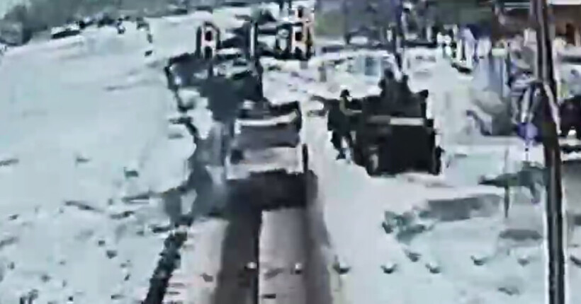 Українські десантники під Покровськом знищили російську колону квадроциклів (відео)