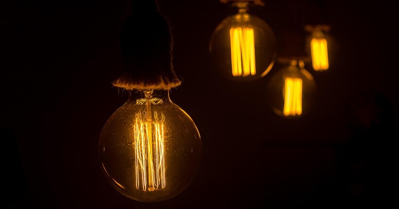 Славутич повністю знеструмлено: рф ракетами і дронами атакувала енергооб’єкти