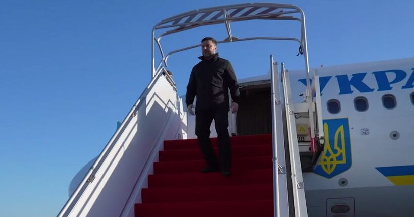 Зеленський про візит до Парижа: Сьогодні тут будуть важливі перемовини