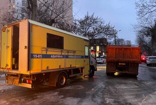 Частина Києва залишилась без води після обстрілів рф: які райони відключені