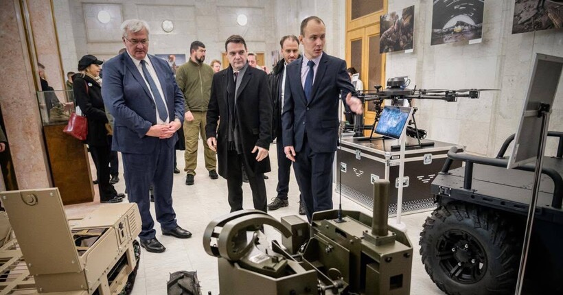 Чехія продовжить постачання боєприпасів для України в межах 