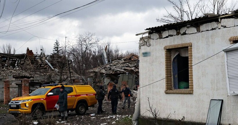 Російські окупанти скинули авіабомбу на Слов'янськ: семеро людей дістали поранення