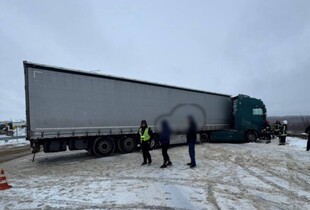 На Львівщині через ДТП перекрили автодорогу Львів - Краковець