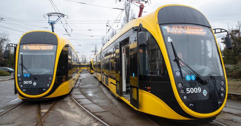 У Києві 12 січня електротранспорт на лівому березі замінять автобусами