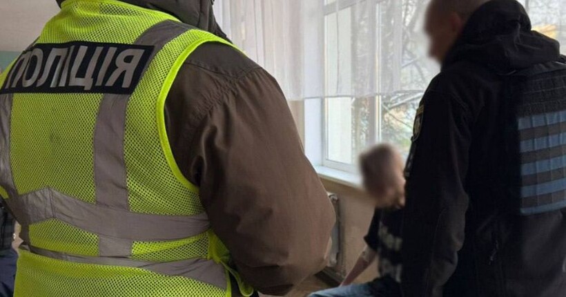 Напад учня у школі Києва: поліція кваліфікувала дії підлітка як замах на вбивство (фото)