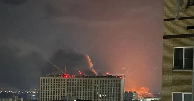 Дрони атакували військовий і авіаремонтний заводи у Таганрозі (відео)