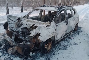 На Харківщині під час евакуації цивільних ворожий дрон знищив автомобіль поліції