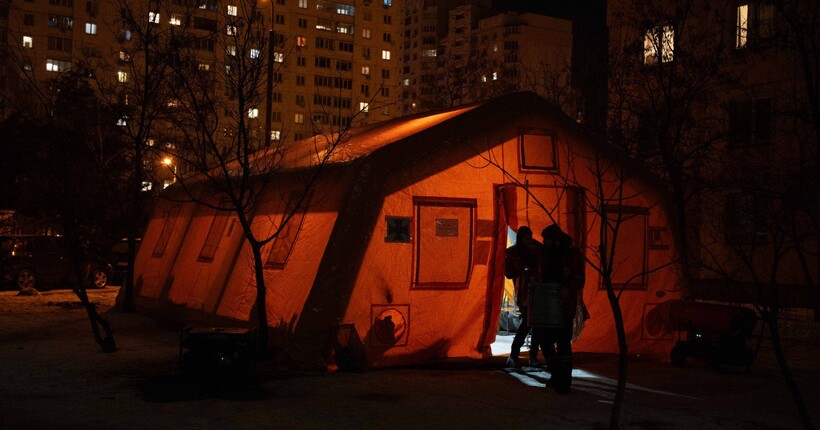 Комендантська година не скасовується, переглядаються її правила - Кулеба