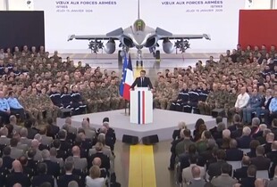 Макрон закликав Європу розвивати далекобійну зброю після пуску 