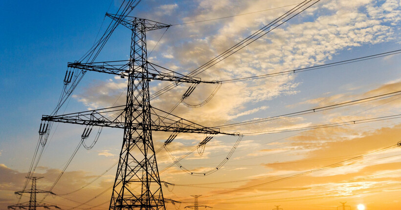 В Україні зберігається високе споживання електроенергії: є знеструмлення в кількох областях