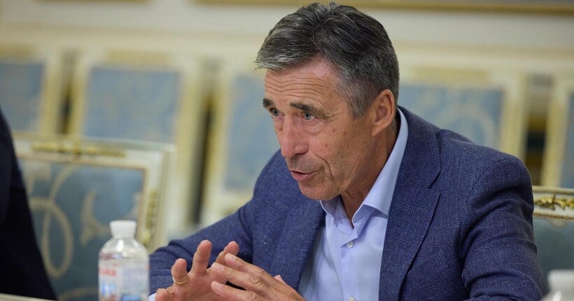 Расмуссен: Трамп використовує Гренландію для відволікання від реальної загрози - війни в Україні 