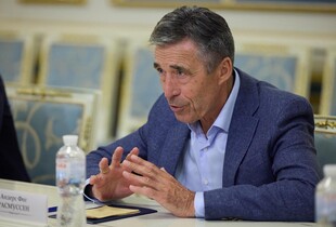 Расмуссен: Трамп використовує Гренландію для відволікання від реальної загрози - війни в Україні 