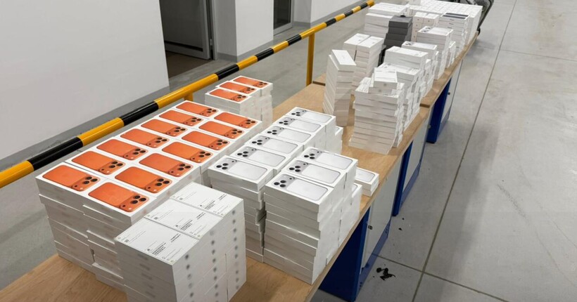 На Львівщині затримали контрабанду техніки Apple на понад ₴35 млн