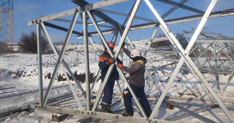 В кількох областях 19 січня ввели аварійні відключення світла