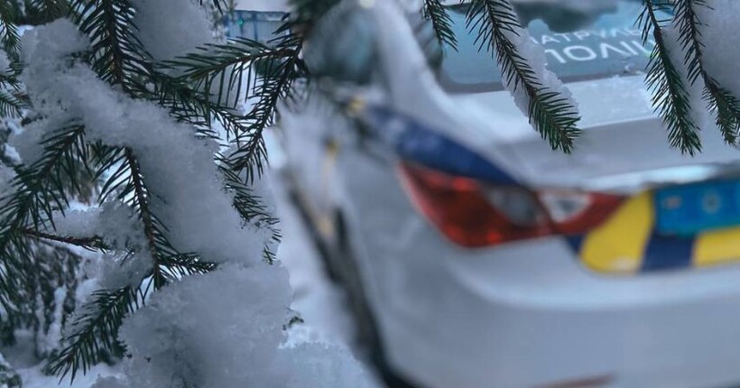 У Запоріжжі жінка з дитиною випали з вікна дев'ятого поверху: перші подробиці