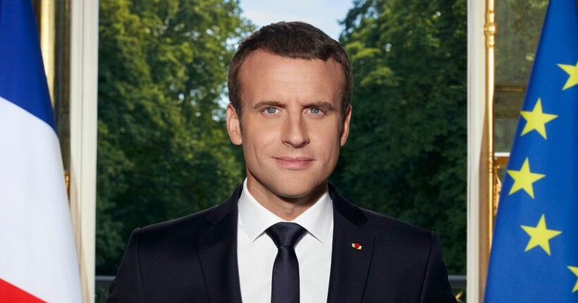 Макрон відмовиться від участі в 