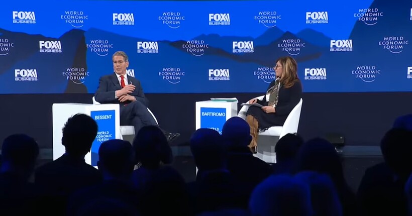 Європа все ще купує російську нафту, чим фінансує війну проти самих себе - Бессент на ВЕФ-2026