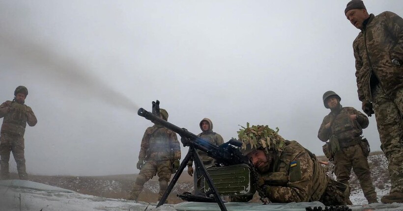 Росіяни намагаються обійти Вовчанськ з околиць – 