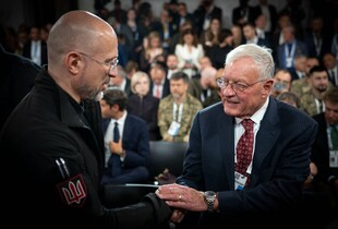 Мир в Україні може настати вже до осені – Келлог