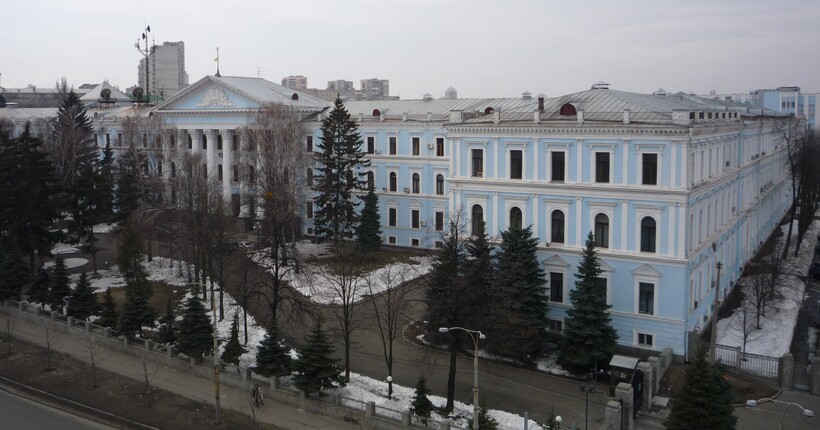 Кабмін звільнив п’ятьох заступників міністра оборони України