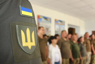 Стрілянина по ТЦК: на Львівщині оголосили в розшук чоловіка, який стріляв по мікроавтобусу