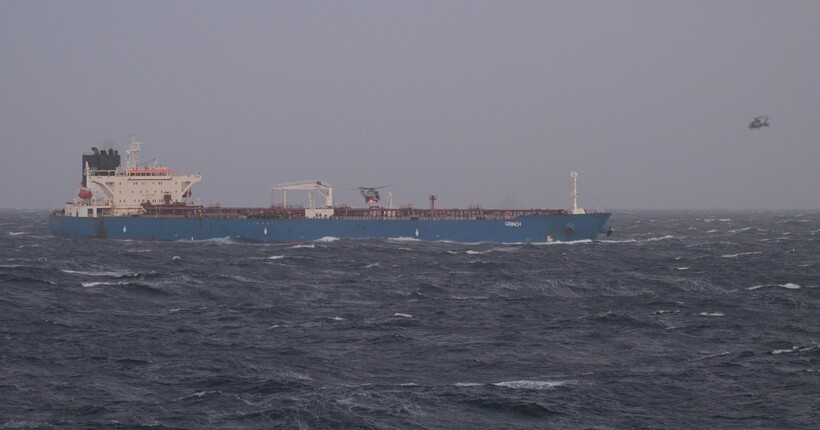 З’явилися нові деталі про затриманий танкер 