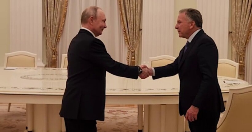 В Кремлі після зустрічі з делегацією США знову висунули умову щодо територій