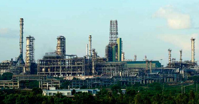 Індійські НПЗ скорочують закупівлі нафти з росії