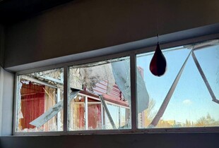 Росіяни обстріляли торгівельний центр у Сумах: подробиці