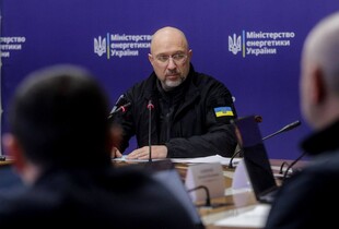 Шмигаль: Плануємо перейти до погодинних графіків відключень уже найближчими днями