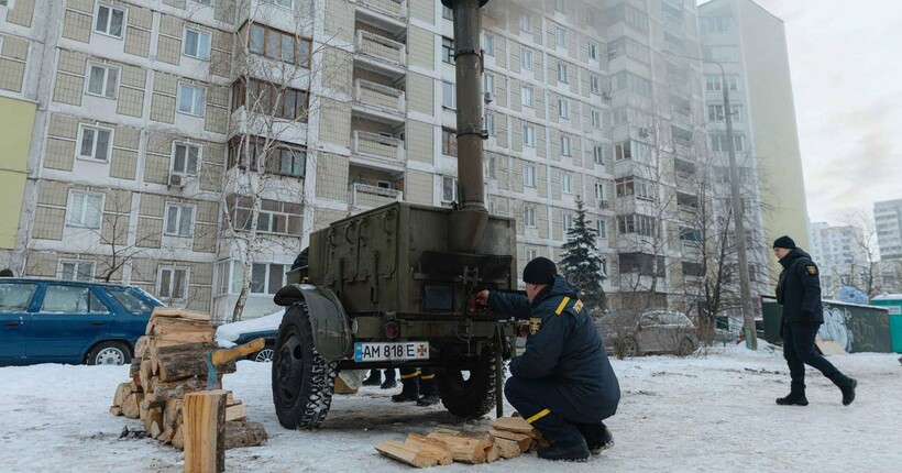 У Києві після атаки рф без тепла залишаються 1330 багатоповерхівок