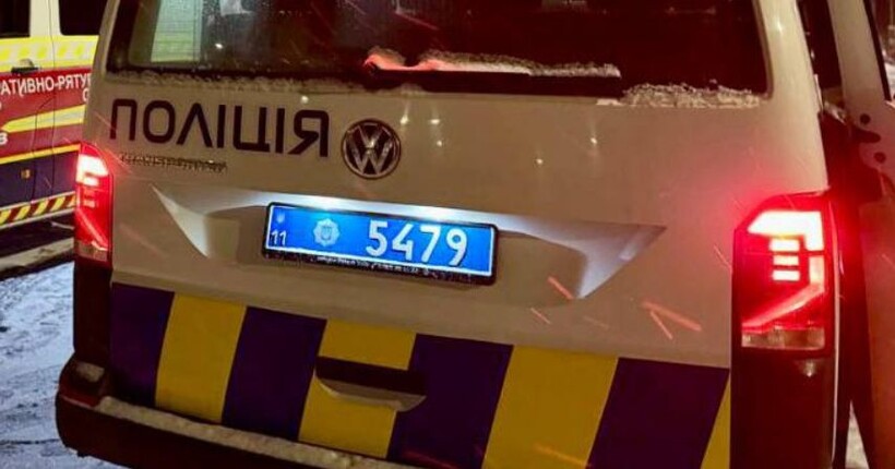 В Івано-Франківську чоловік випав з шостого поверху