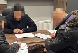 ДБР викрило правоохоронця, який ошукав пенсіонерів на понад 300 000 грн