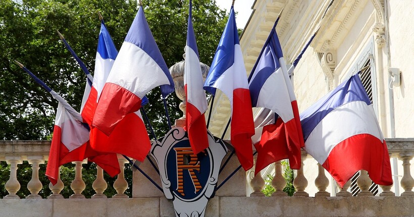 Франція забороняє Zoom, Teams і Meet для чиновників