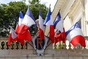 Франція забороняє Zoom, Teams і Meet для чиновників