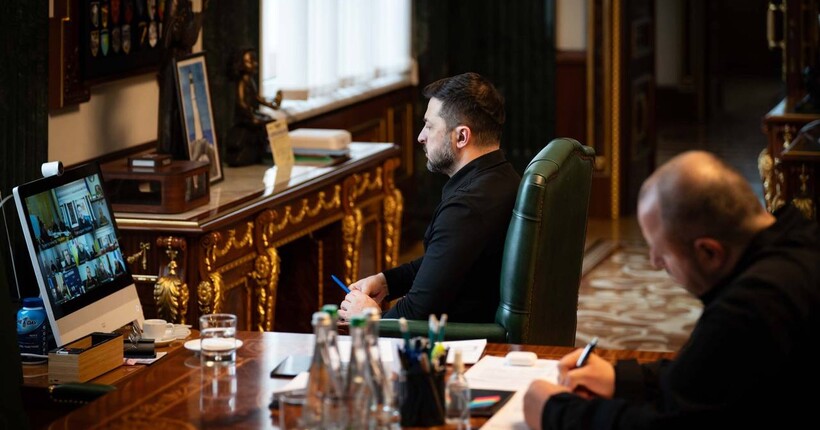Зеленський провів селекторну нараду щодо ситуації на Одещині, Харківщині, Київщині і в столиці