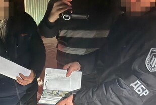 Хабар у $2500 за рішення ВЛК: на Чернігівщині викрили офіцера ТЦК на корупції