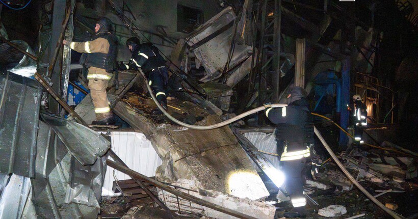 Дрони атакували Одесу: пошкоджено промисловий об’єкт і інфраструктуру