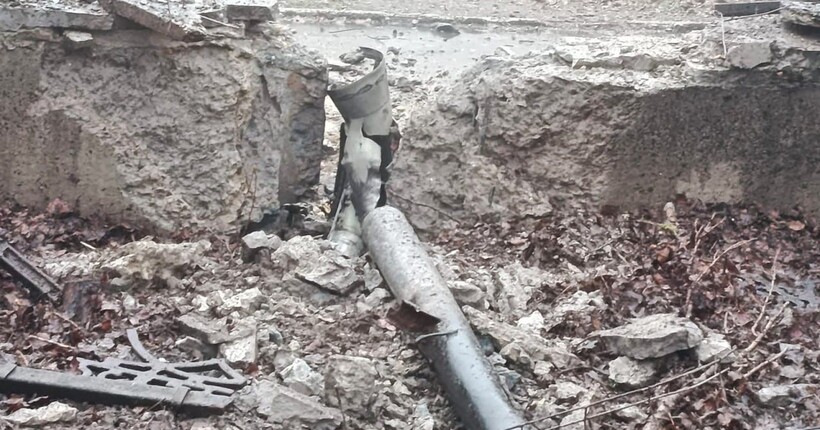 Росіяни з РСЗВ обстріляли медзаклад у Херсоні: пошкоджено одне з відділень (фото)