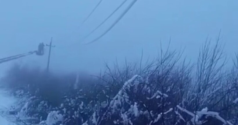 На Одещині через негоду сталися обриви електромереж: без світла кілька районів