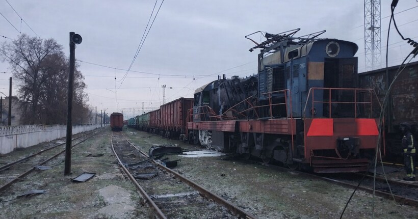 Росіяни вдарили дроном по тепловозу на Запоріжжі (фото)