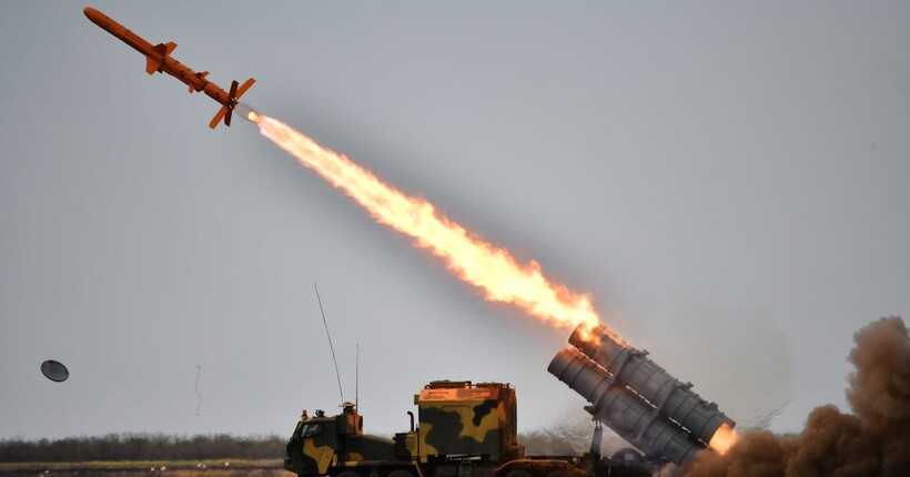 Ракети для ППО, генератори та фінансова підтримка: скільки допомоги отримала Україна у січні