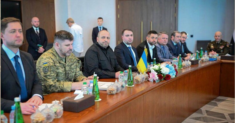 Переговори в Абу-Дабі: Умєров розповів деталі тристоронньої зустрічі
