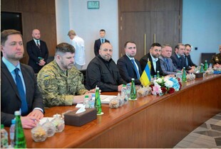 Переговори в Абу-Дабі: Умєров розповів деталі тристоронньої зустрічі